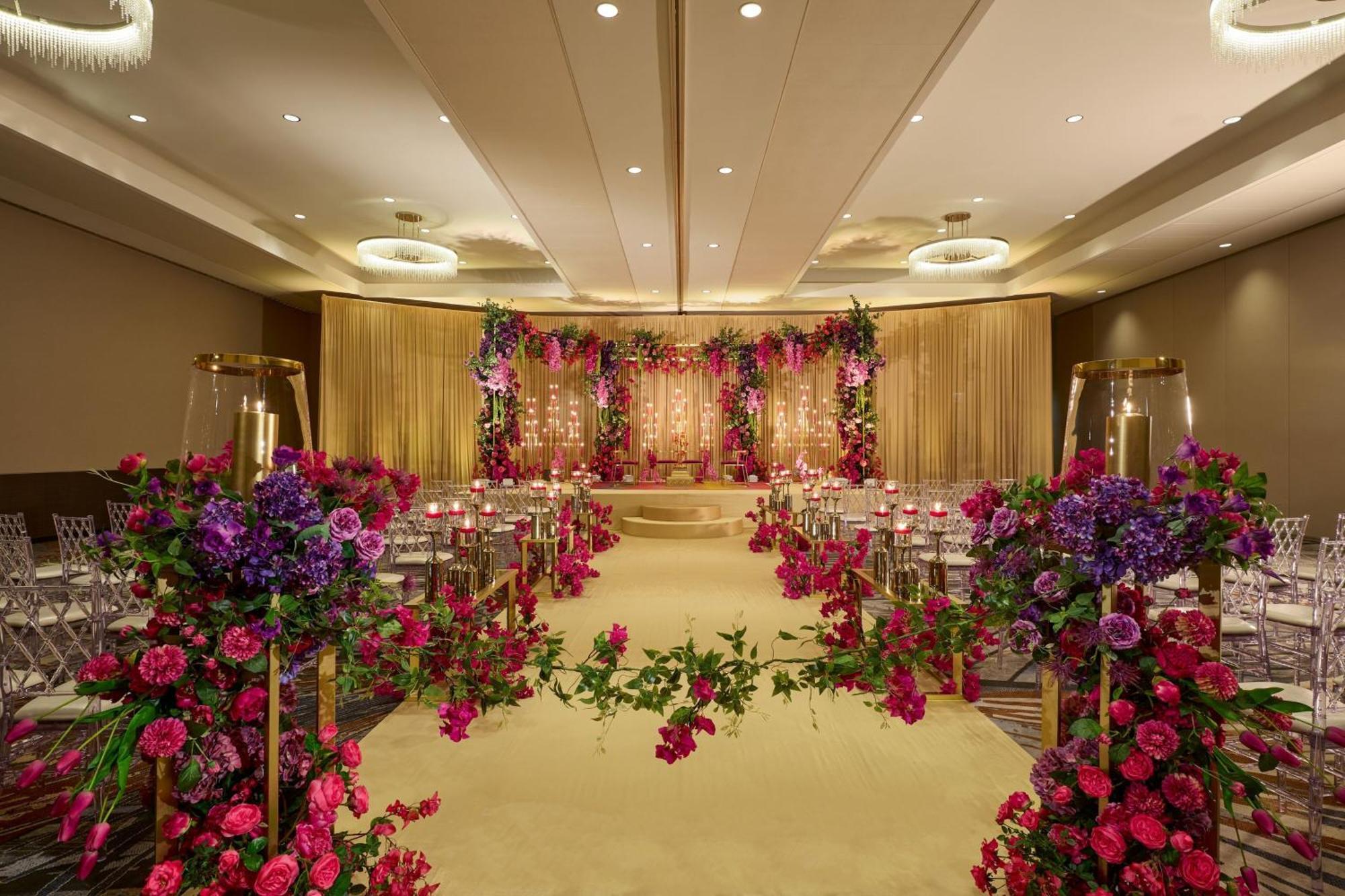 Renaissance Schaumburg Convention Center Hotel Dış mekan fotoğraf