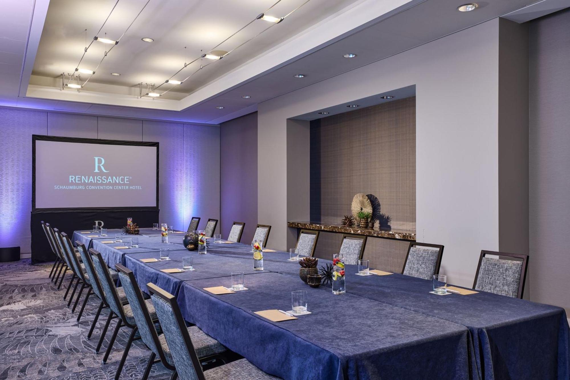 Renaissance Schaumburg Convention Center Hotel Dış mekan fotoğraf